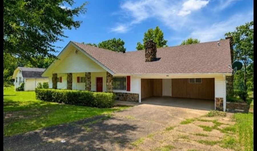 501 N. HIGHWAY 9, Bruce, MS 38915 - 4 Beds, 4 Bath