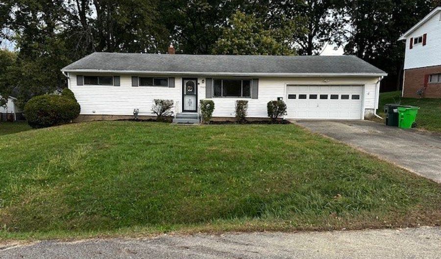 565 W Broadway St, Alliance, OH 44601 - 3 Beds, 1 Bath