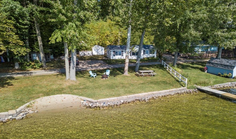 2529 Miner Lake Dr, Allegan, MI 49010 - 1 Beds, 1 Bath