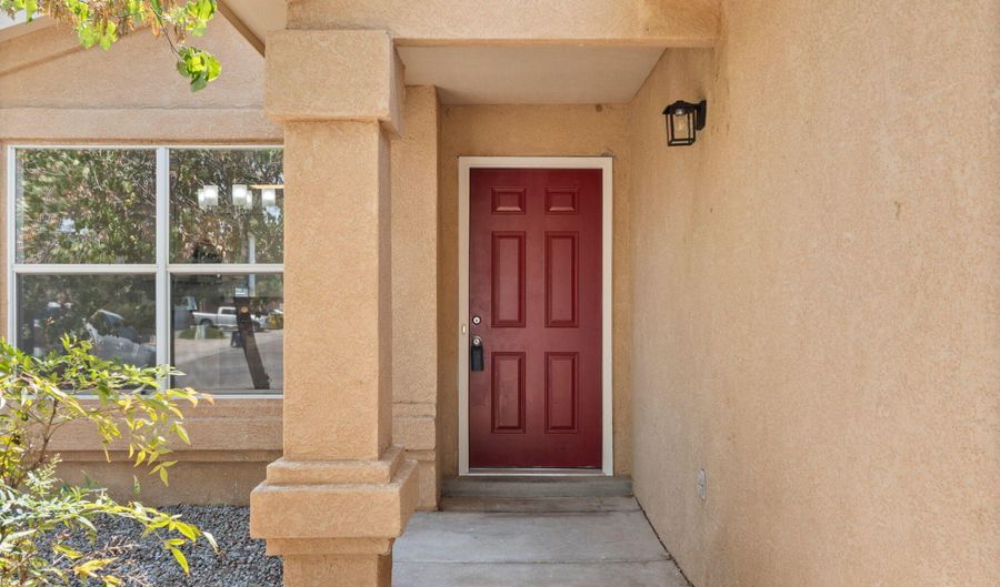 11004 TEAL Rd SW, Albuquerque, NM 87121 - 3 Beds, 2 Bath