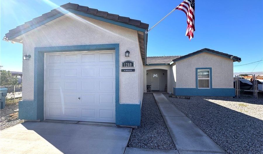 1280 E Cherokee Ln, Bullhead City, AZ 86442 - 2 Beds, 2 Bath