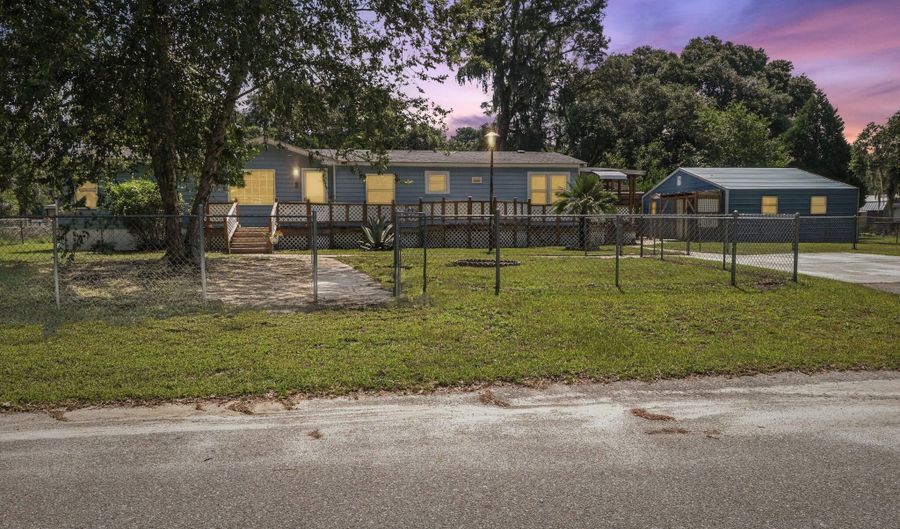 5 Grays Hill Acres, Beaufort, SC 29906 - 3 Beds, 3 Bath