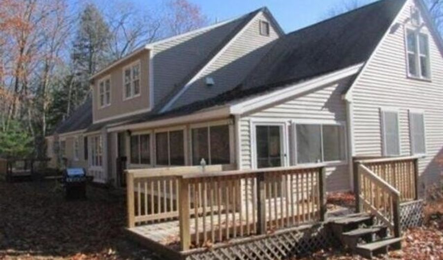 99 Cambridge Rd, Bedford, NH 03110 - 3 Beds, 3 Bath