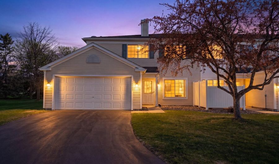 14597 Evergreen Trl 64, Apple Valley, MN 55124 - 2 Beds, 2 Bath