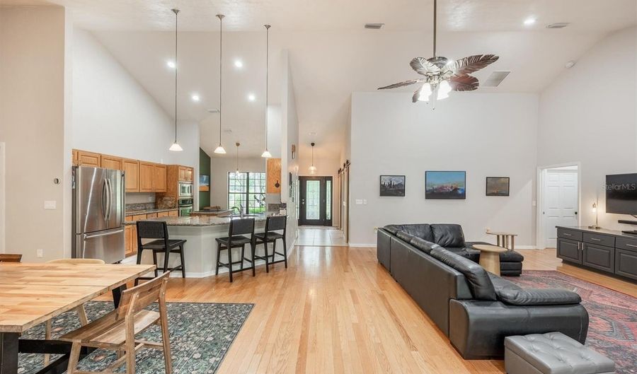 9902 SW 124TH Ter, Archer, FL 32618 - 3 Beds, 3 Bath
