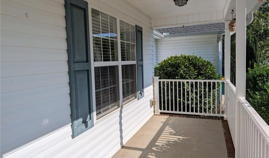 845 Hidden Ct, Asheboro, NC 27205 - 3 Beds, 2 Bath