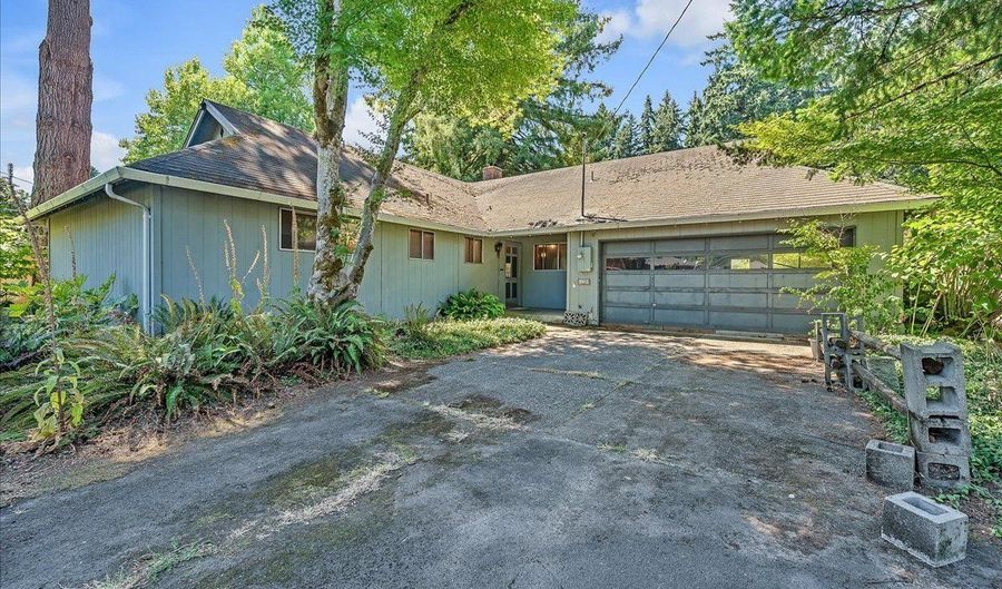 18855 SE RIVER Rd, Milwaukie, OR 97267 - 3 Beds, 2 Bath