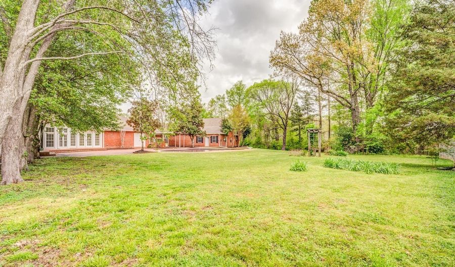4314 GARNER Pl, Bartlett, TN 38135 - 4 Beds, 3 Bath