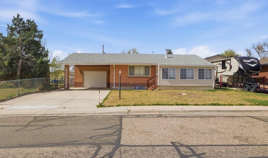 4714 SAGEBRUSH Ave, Cheyenne, WY 82009 - 4 Beds, 2 Bath