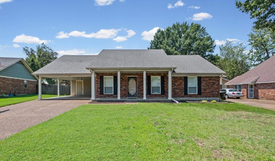 3933 ROBIN HILL Dr, Bartlett, TN 38135 - 3 Beds, 2 Bath