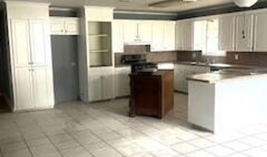 1218 Clover St, Abbeville, LA 70510 - 3 Beds, 2 Bath