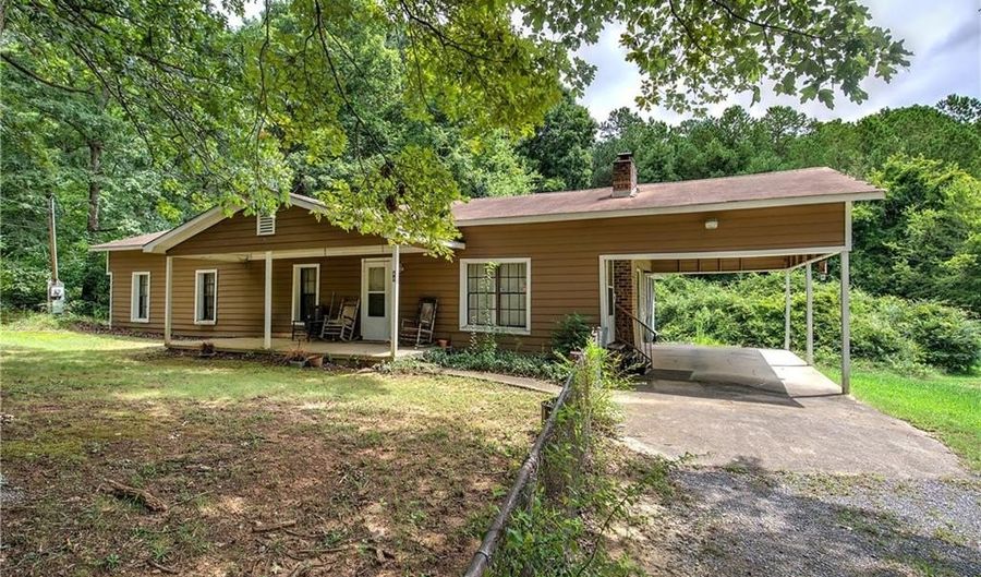 44 Rocky Rd NW, Adairsville, GA 30103 - 2 Beds, 2 Bath