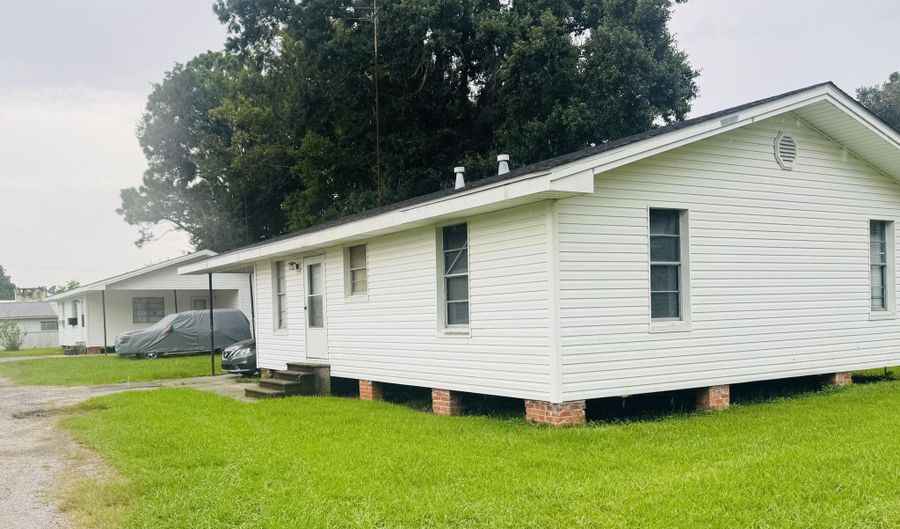 300 Rod Ln 1, Baldwin, LA 70514 - 2 Beds, 1 Bath