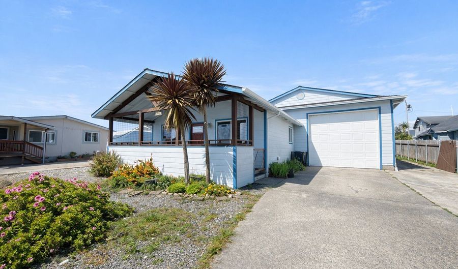 1209 ROWLAND Ln, Brookings, OR 97415 - 2 Beds, 2 Bath