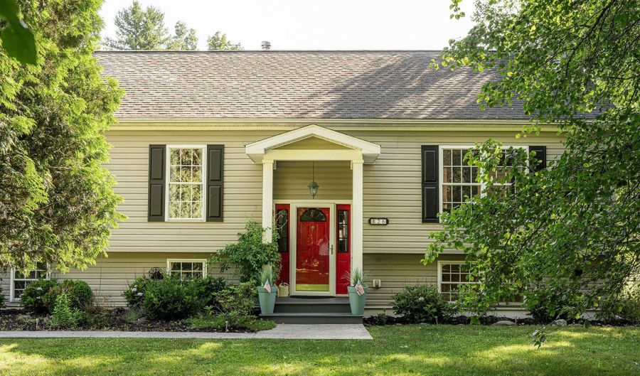 26 Thornwood Ln, Accord, NY 12404 - 3 Beds, 3 Bath