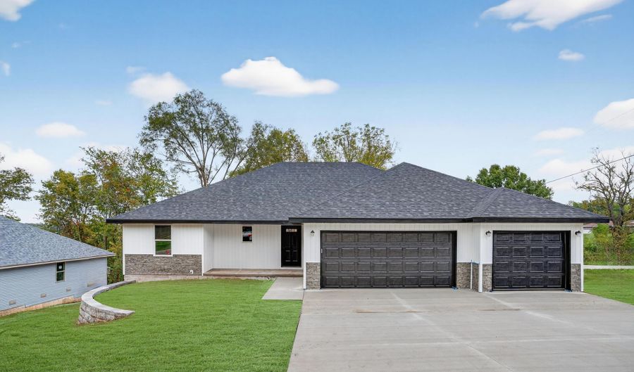 100 Northview Ter, Ash Grove, MO 65604 - 4 Beds, 2 Bath