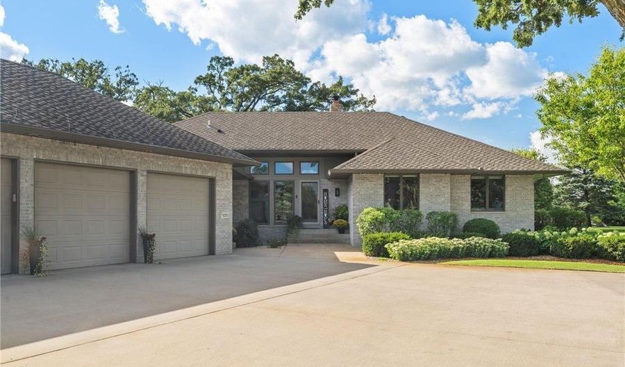 16200 Makah St NW, Andover, MN 55304 - 4 Beds, 4 Bath