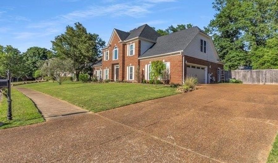 4858 BAILEY Dr, Bartlett, TN 38002 - 4 Beds, 4 Bath