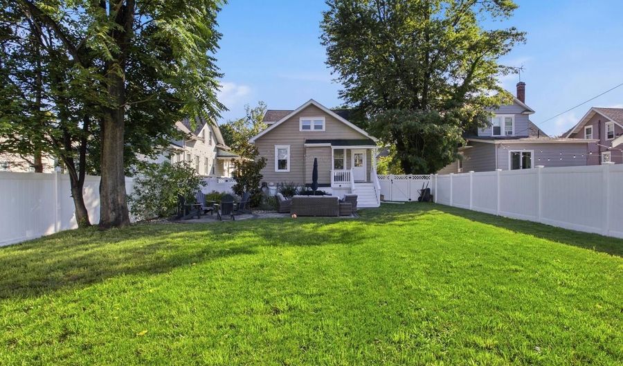 260 S LECATO Ave, Audubon, NJ 08106 - 3 Beds, 2 Bath