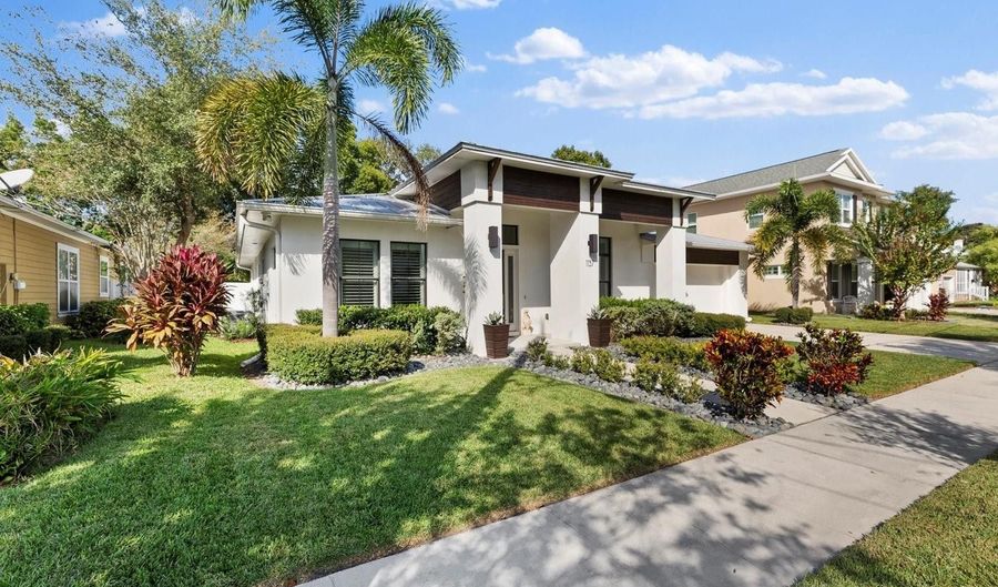 1137 GUERNSEY St, Orlando, FL 32804 - 4 Beds, 3 Bath