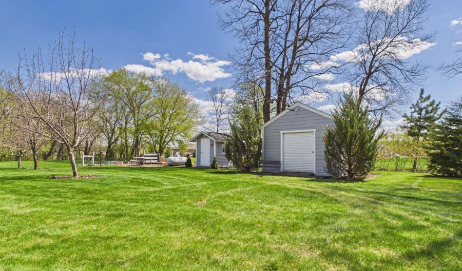 8509 State Highway 114 SW, Alexandria, MN 56308 - 5 Beds, 3 Bath