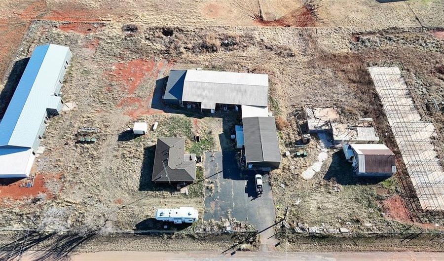 22024 E 1090 Rd, Bessie, OK 73622 - 3 Beds, 1 Bath