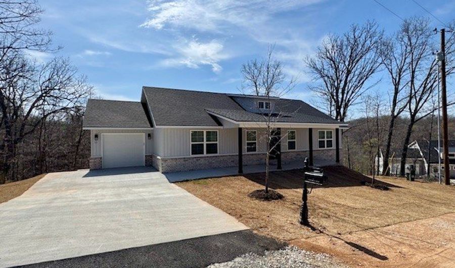 69 Stoneykirk Dr, Bella Vista, AR 72715 - 3 Beds, 2 Bath