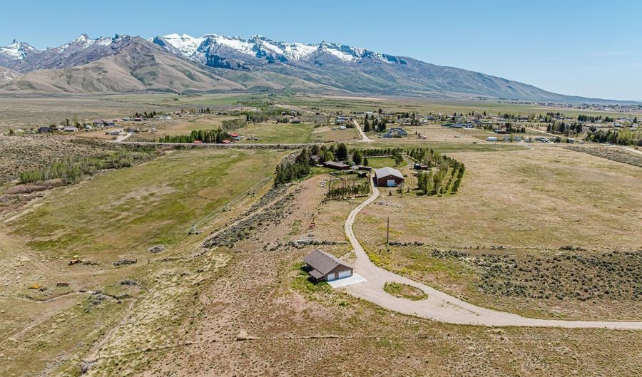 2574 Lamoille Hwy, Lamoille, NV 89828 - 4 Beds, 4 Bath