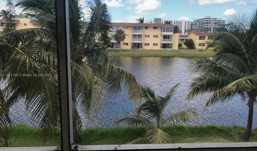 2825 NE 201st Ter M214, Aventura, FL 33180 - 2 Beds, 2 Bath