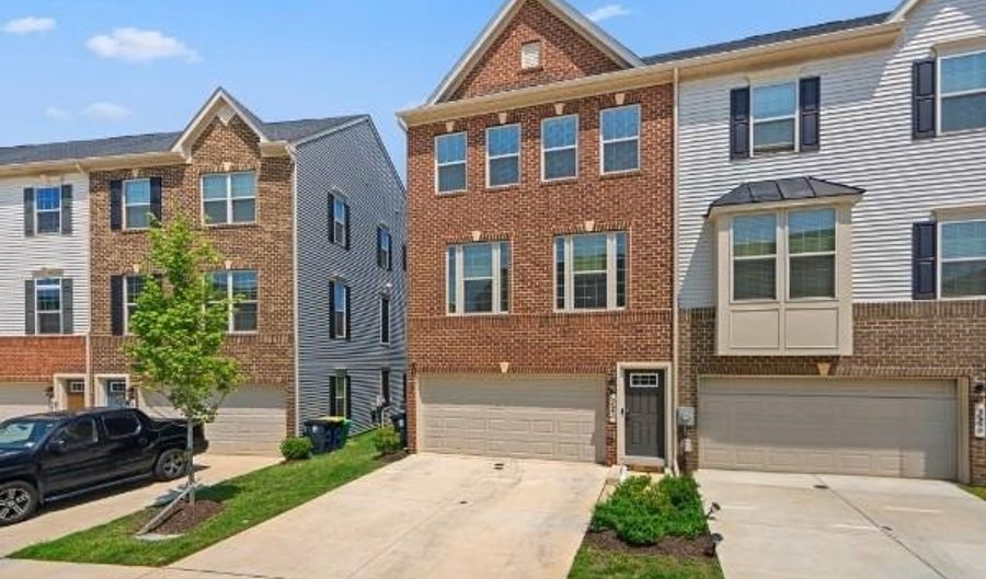 323 SOUTHWIND Dr, Accokeek, MD 20607 - 3 Beds, 4 Bath