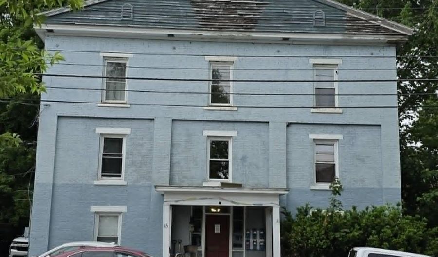 16 School St, Brattleboro, VT 05301 - 12 Beds, 6 Bath