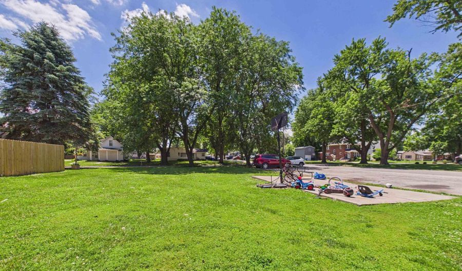18 S 5Th St, Albia, IA 52531 - 0 Beds, 0 Bath