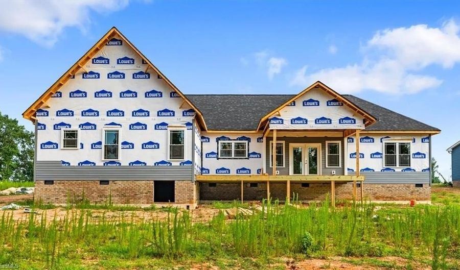 3315 Fox Glow Trl, Asheboro, NC 27205 - 4 Beds, 3 Bath