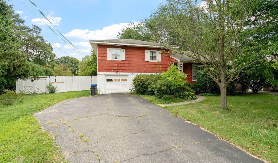 23 Colonial Ave, Albany, NY 12203 - 4 Beds, 5 Bath