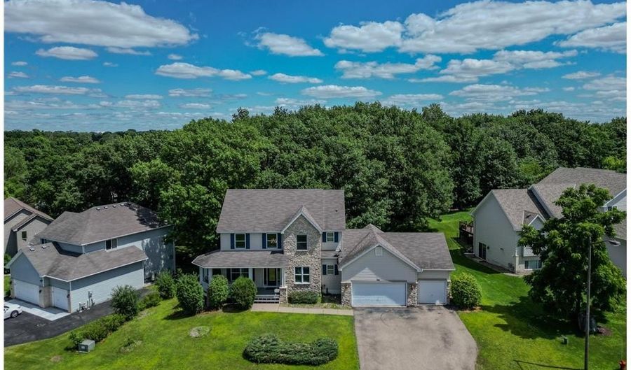 13320 Cedar Ave, Apple Valley, MN 55124 - 5 Beds, 4 Bath