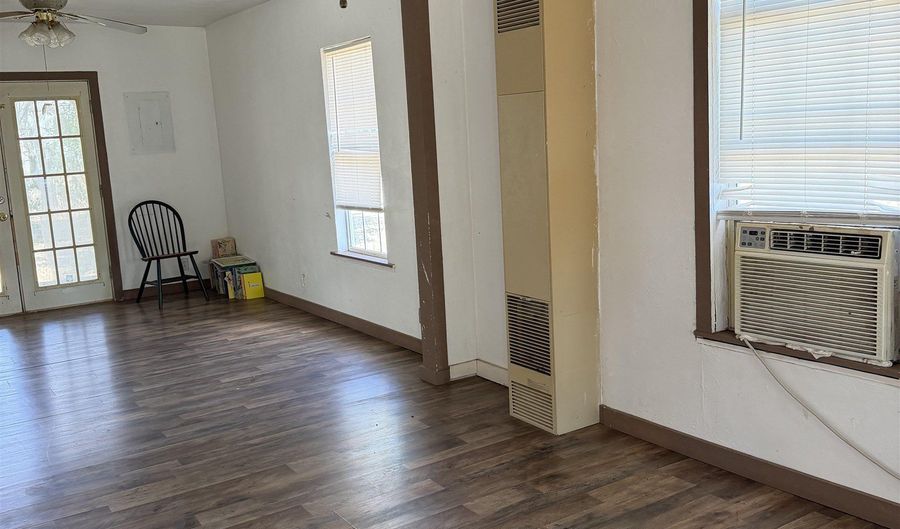308 N Woodward, Ames, OK 73718 - 2 Beds, 2 Bath