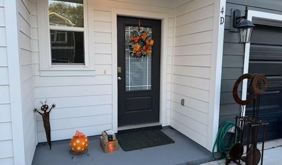 276 The Prado, Apalachicola, FL 32320 - 3 Beds, 3 Bath