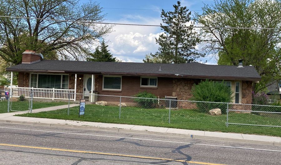 30 N MAIN St, Aurora, UT 84620 - 5 Beds, 3 Bath