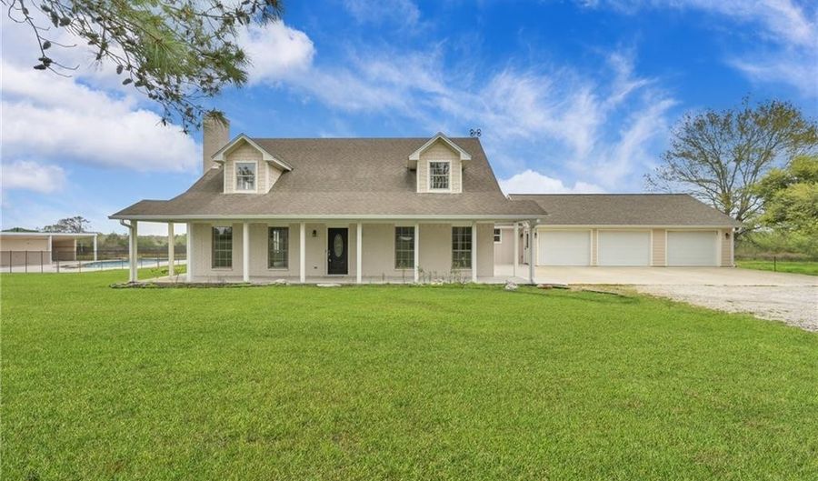 1873 County Road 219, Anderson, TX 77830 - 4 Beds, 3 Bath