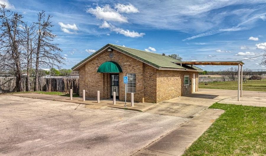 107 Fannin St, Millsap, TX 76066 - 0 Beds, 0 Bath