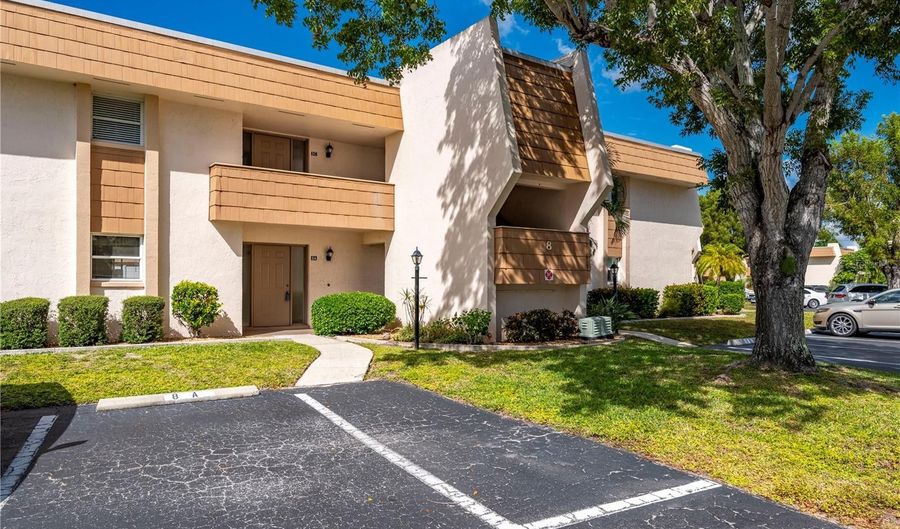 1080 BAL HARBOR Blvd 8A, Punta Gorda, FL 33950 - 2 Beds, 2 Bath