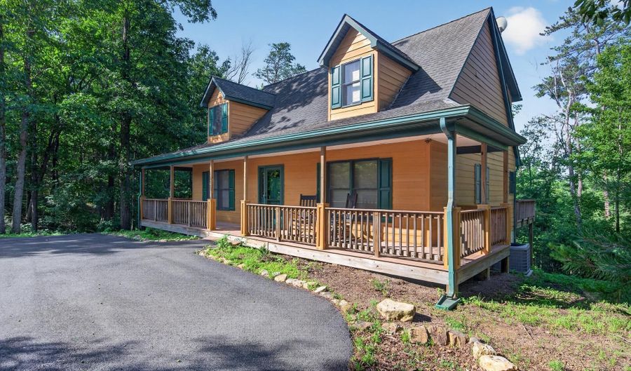 14 VICKIE Way, Basye, VA 22810 - 4 Beds, 4 Bath
