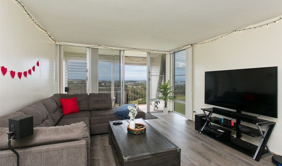 98-719 Iho Pl 5-703, Aiea, HI 96701 - 2 Beds, 2 Bath