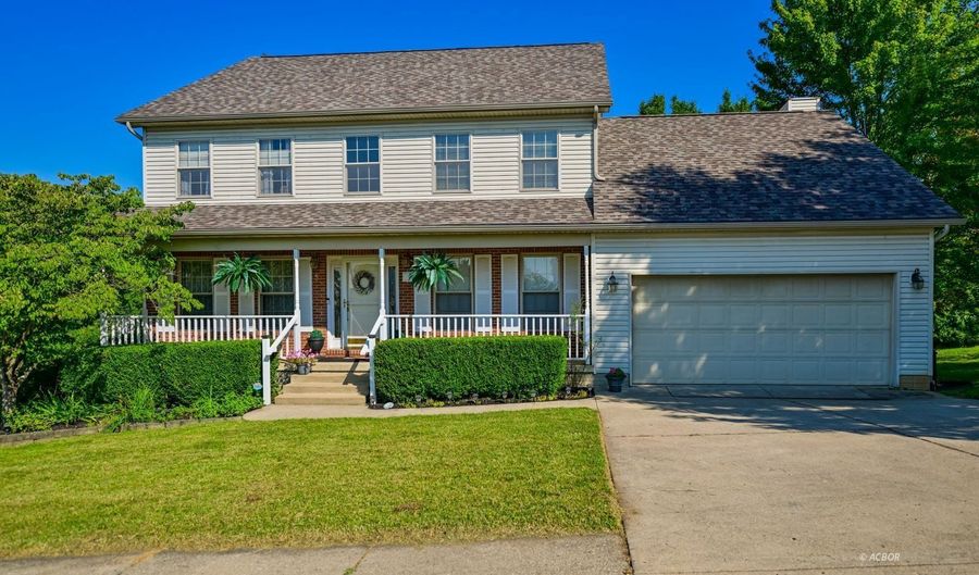 5 Warwick Ln, Athens, OH 45701 - 4 Beds, 4 Bath