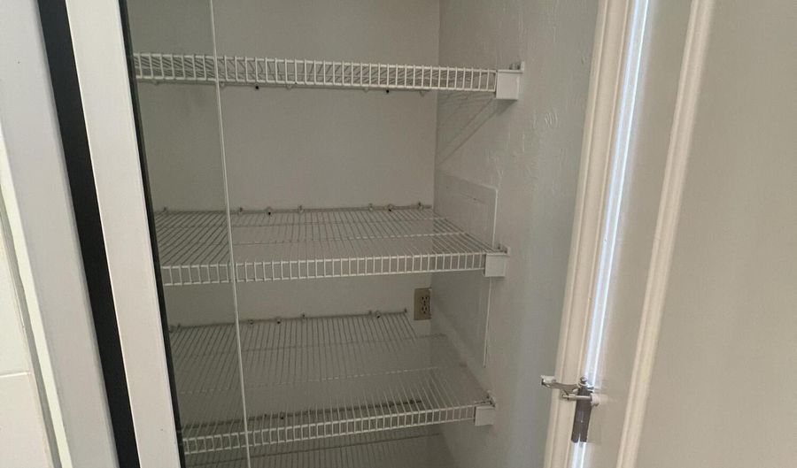 910 W Hallam St 12, Aspen, CO 81611 - 1 Beds, 1 Bath