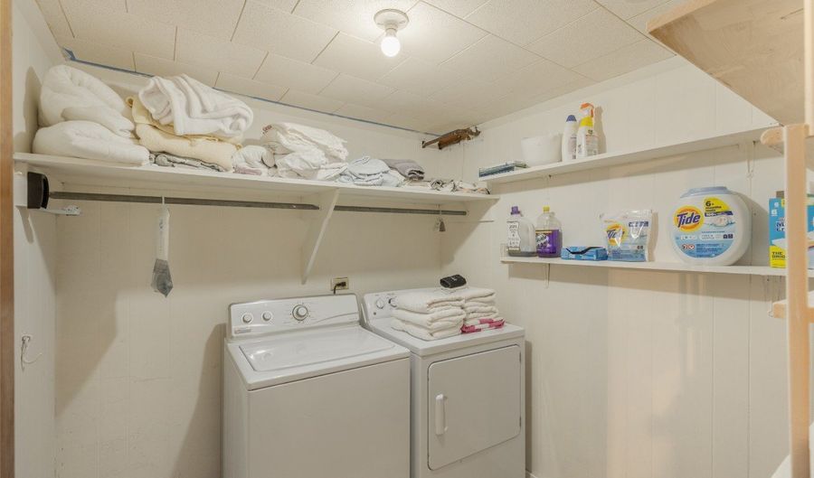 315 Rolling Acres Dr, Highlands, NC 28741 - 3 Beds, 2 Bath