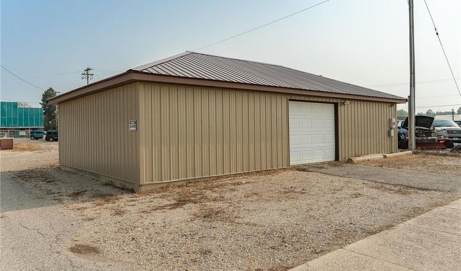 1007 3rd Ave NE, Austin, MN 55912 - 0 Beds, 0 Bath