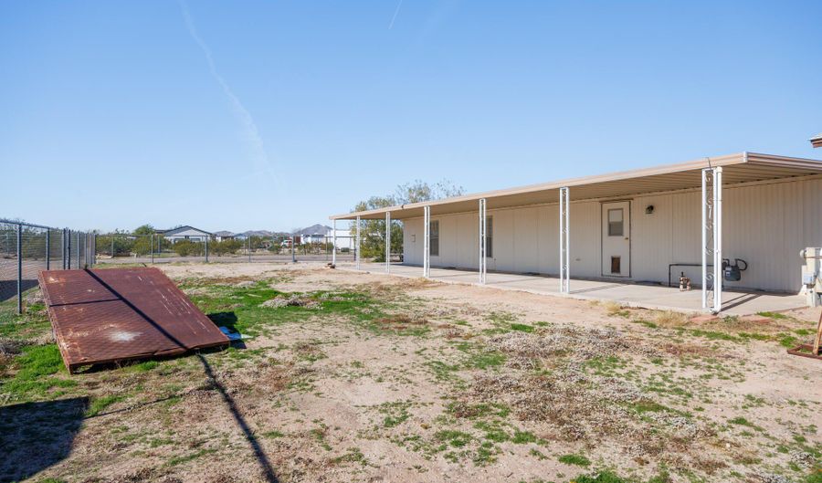 10771 N KIT CARSON Dr, Casa Grande, AZ 85122 - 2 Beds, 1 Bath