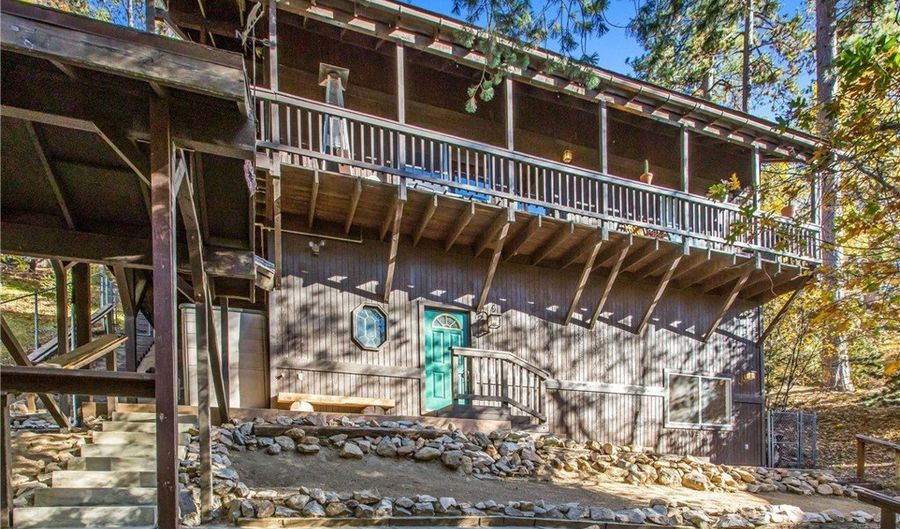 5879 Mountain Creek Home, Angelus Oaks, CA 92305 - 3 Beds, 2 Bath