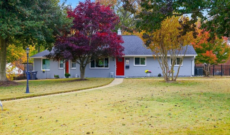 7137 MURRAY Ln, Annandale, VA 22003 - 3 Beds, 2 Bath